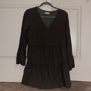 Green long sleeve dress